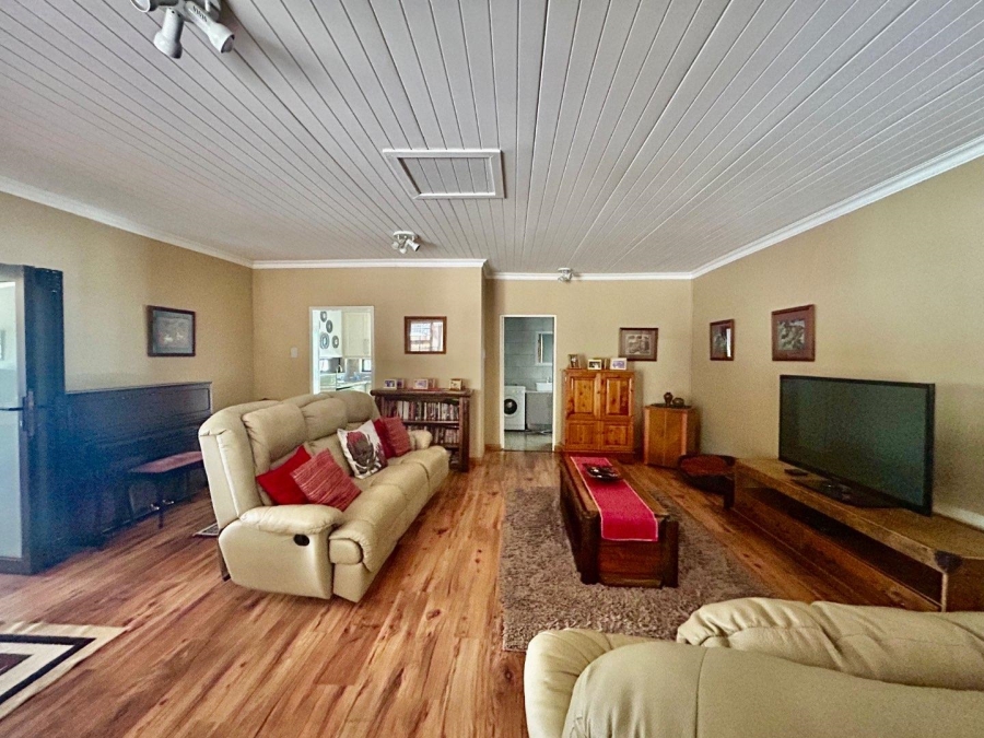 4 Bedroom Property for Sale in Universitas Free State
